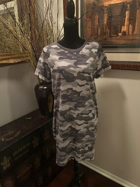 Sonoma Gray Camo Short Sleeve Mini Dress